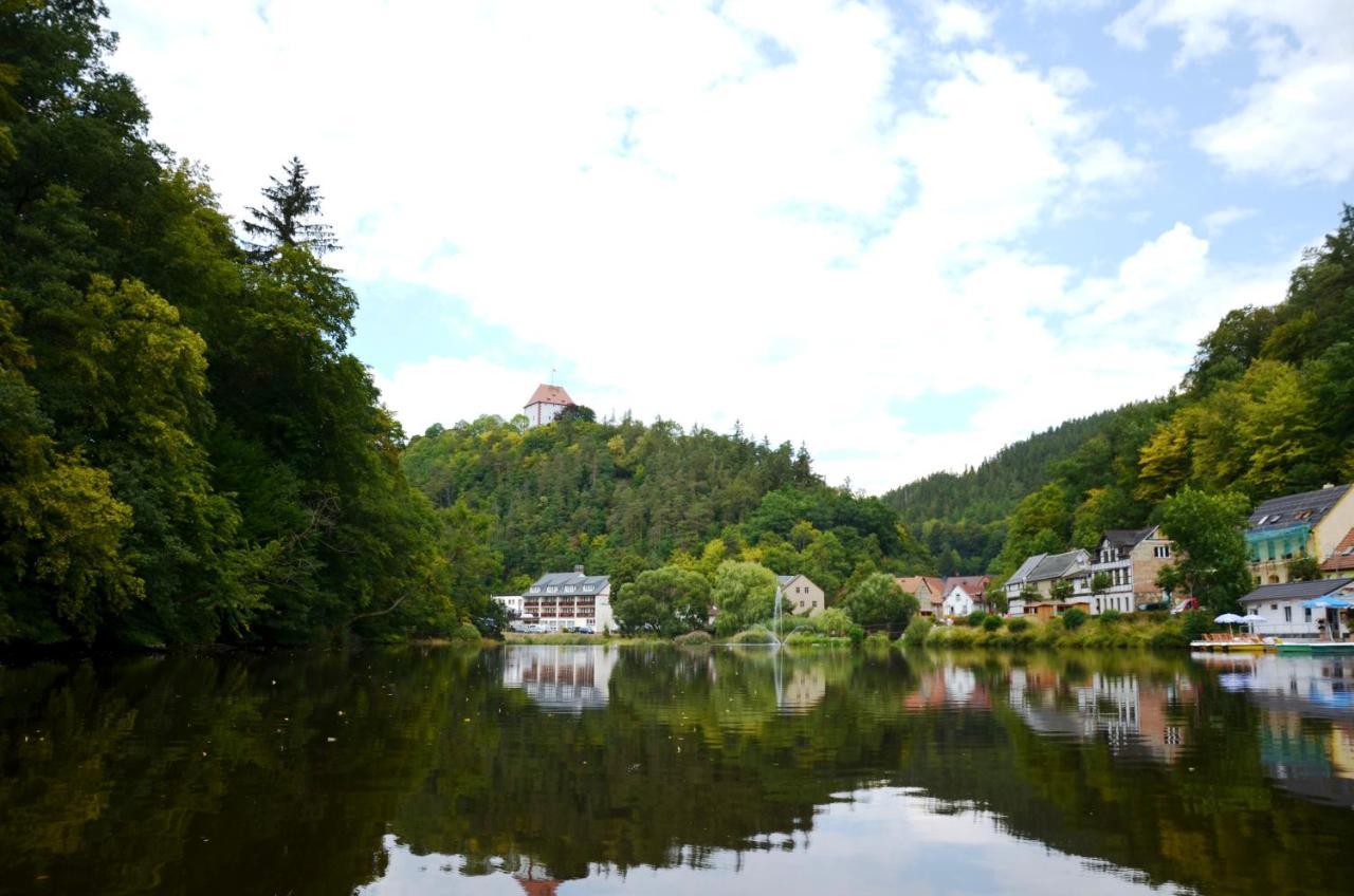 Hotel Am Schlossberg Цигенрюк Екстер'єр фото