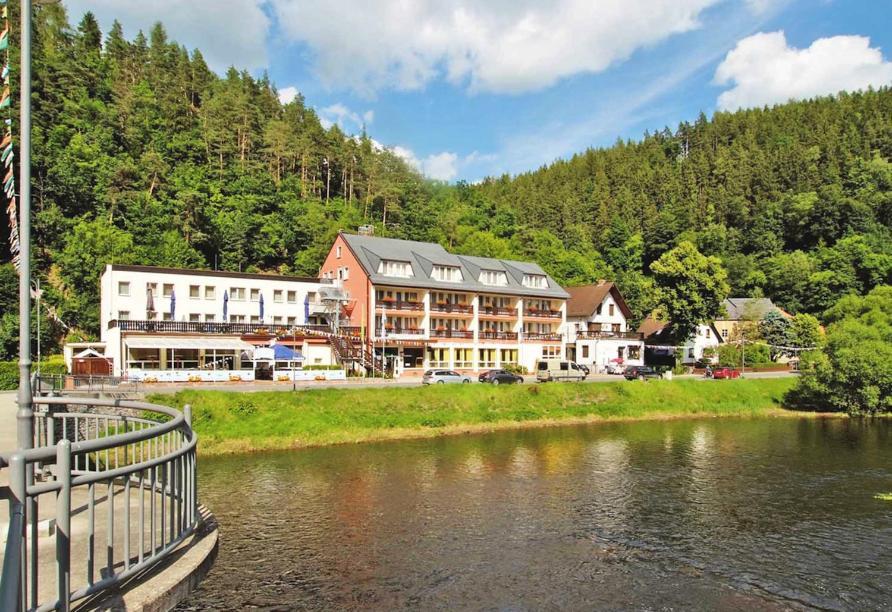 Hotel Am Schlossberg Цигенрюк Екстер'єр фото
